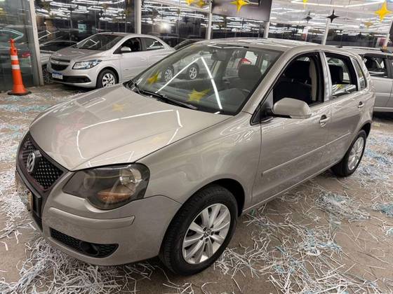 VOLKSWAGEN POLO 1.6 MI 8V E-FLEX 4P MANUAL VOLKSWAGEN POLO 1.6 MI 8V E-FLEX 4P MANUAL